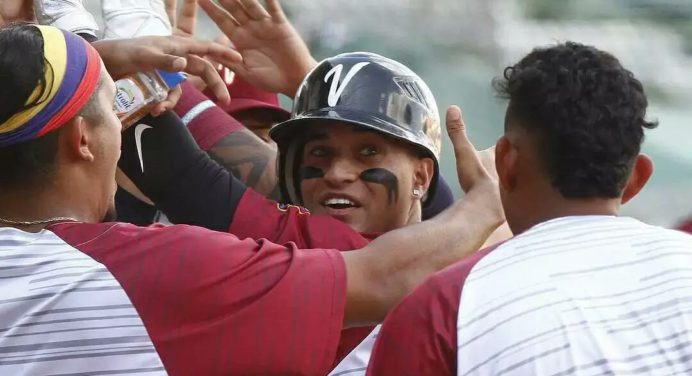 Venezuela venció a Cuba y esta noche se enfrenta a México