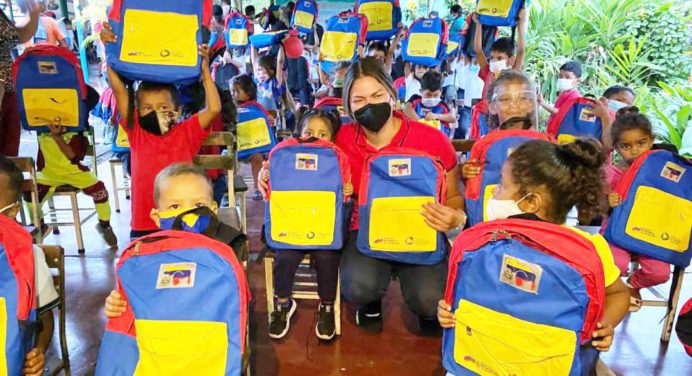 Ana Fuentes promoverá la humanización de la educación en Maturín