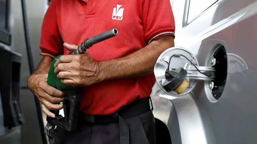 Ajustan el precio de la gasolina subsidiada