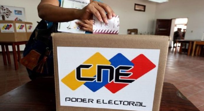 Instaladas máquinas electorales para el simulacro del domingo