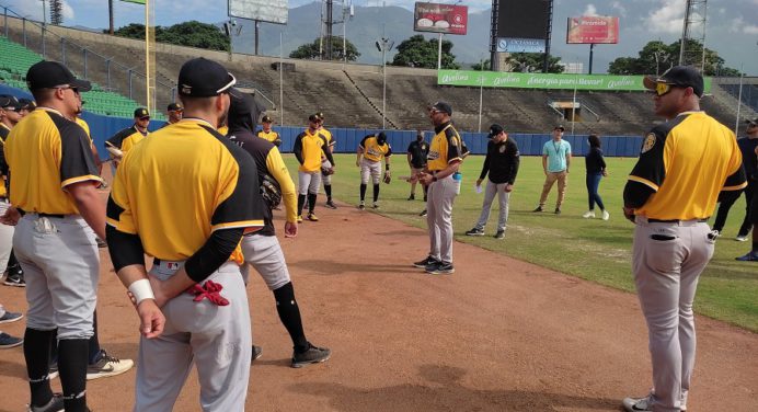 Los Leones del Caracas arrancaron su pretemporada en el Universitario