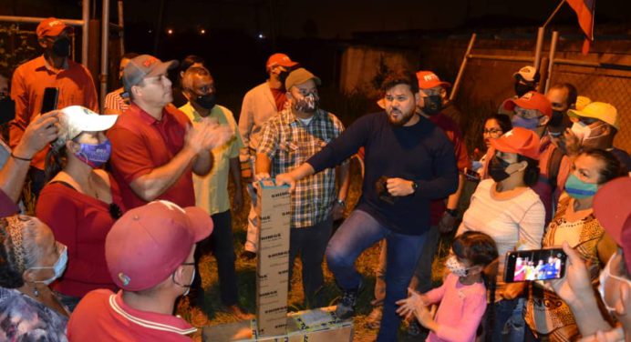 Luna resuelve falta de agua en sectores de Ezequiel Zamora