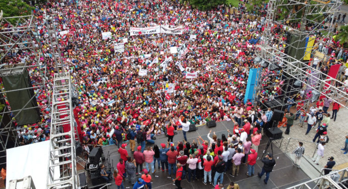 Marleny Contreras juramentó comando de campaña del Psuv en Maturín