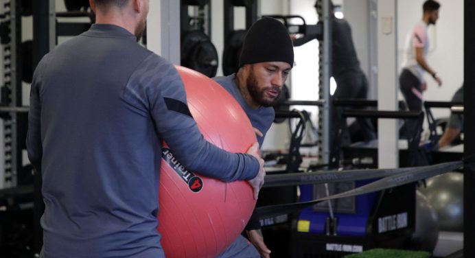 Neymar será baja en el PSG para el partido de Champions
