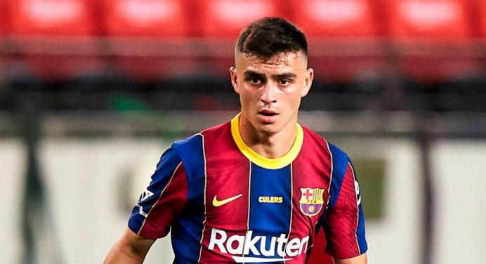 Pedri renovó con el FC Barcelona hasta 2026