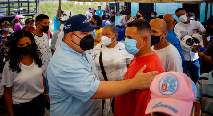 Aristimuño brinda atención médica a comunidades olvidadas de Maturín