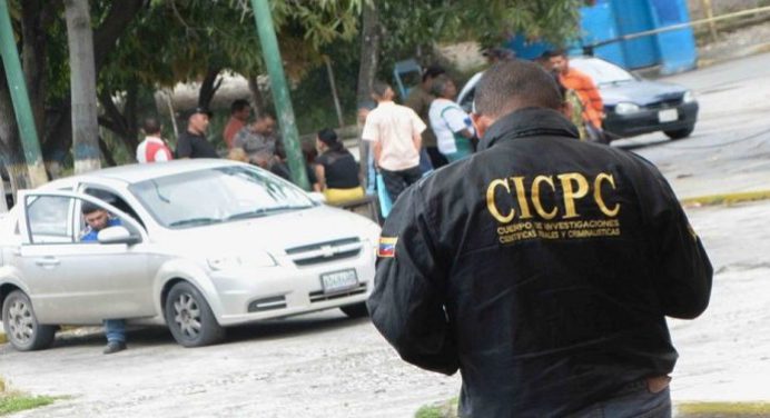 Mató a su pareja y luego la enterró en el patio de su casa