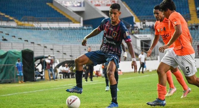 ¡Con autoridad! Monagas SC venció al Deportivo La Guaira y es líder