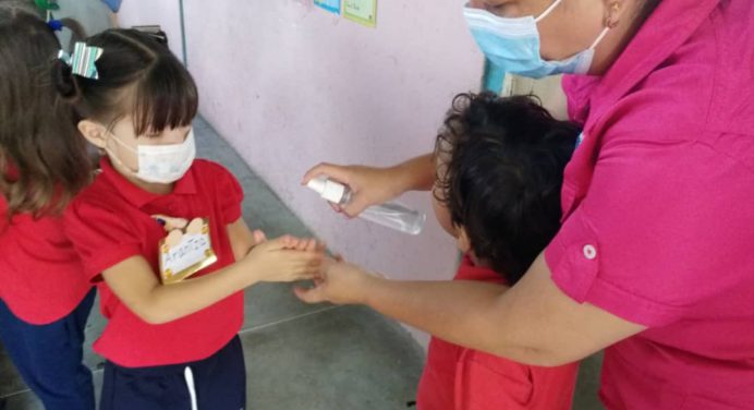 Todos a clases presenciales tras dos años de pandemia del coronavirus