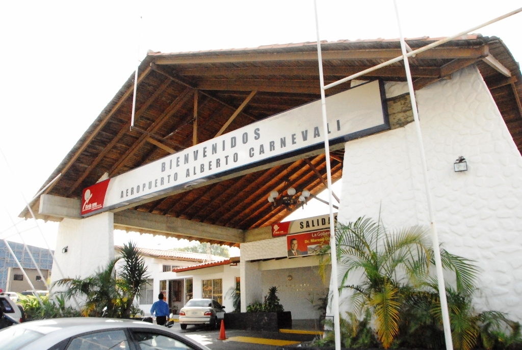 INAC trabaja por reactivación del Aeropuerto de Mérida