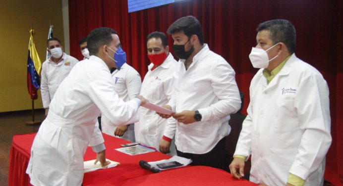 Médicos aseguran factibilidad de plan de salud de Ernesto Luna
