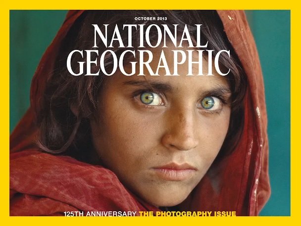 Mira cómo luce la niña afgana de la portada National Geographic