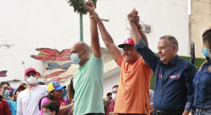 Mira el «pelón» de Jorge Rodríguez en el cierre de campaña en Miranda