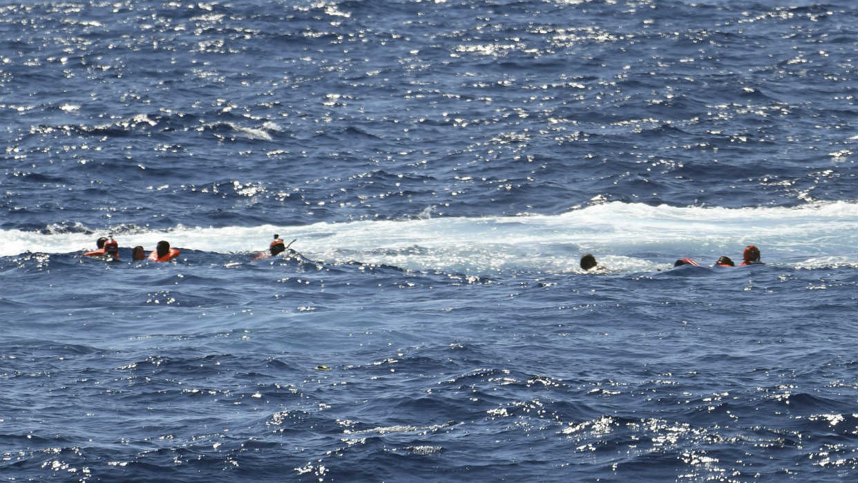 ocho migrantes fallecidos al sur de isla espanola de gran canaria laverdaddemonagas.com naufragio