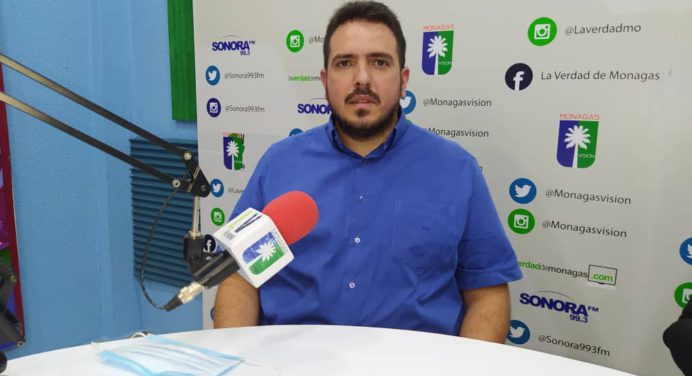 Stalin González: Se necesitan funcionarios públicos no militantes