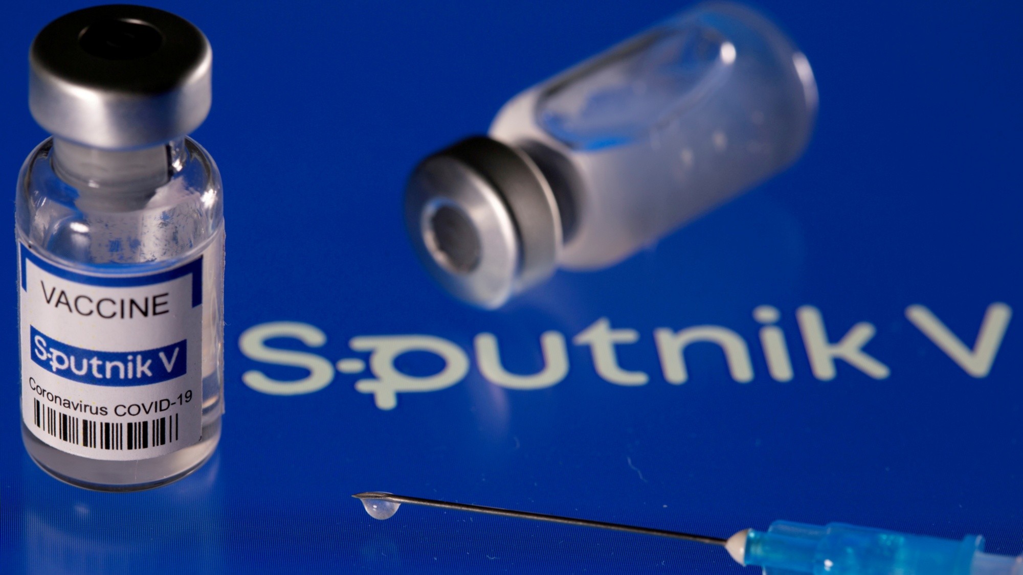Vacuna Sputnik V pudiera adaptarse contra la variante ómicron
