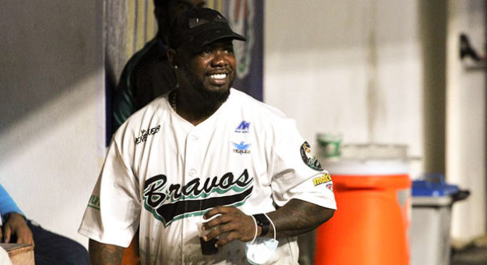 Adonis García regresó a Venezuela para jugar con los Bravos