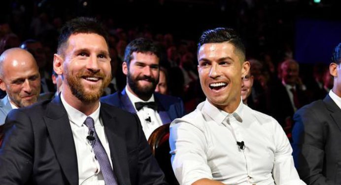 Cristiano Ronaldo y Lionel Messi lideran el 11 ideal del año