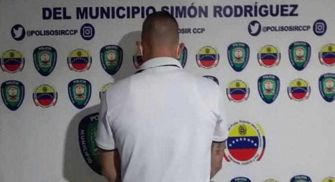 Futbolista Charlis Ortiz fue detenido en El Tigre