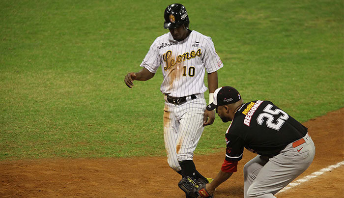 Caracas - Magallanes