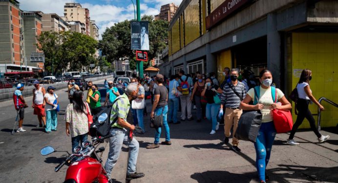 Maduro: Flexibilidad podría extenderse hasta enero