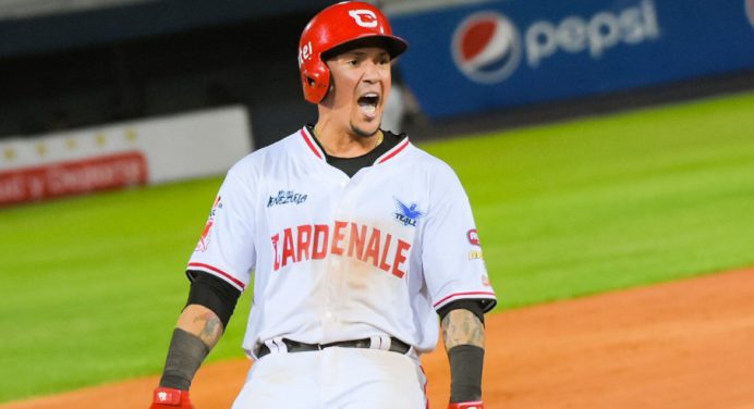 Monaguense Ildemaro Vargas es el criollo con mas juegos seguidos dando hits en la LVBP