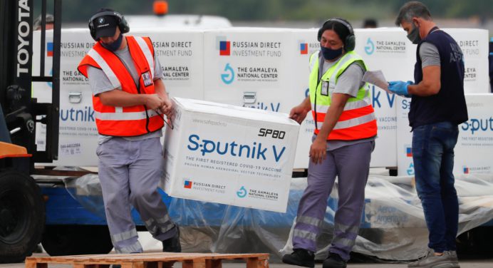 Primeras dosis de Sputnik Light llega al país para reforzar las vacunas contra el Covid-19