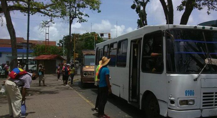 ¡Se pasaron! Ruta 26 está cobrando dos bolívares y no son los aguinaldos