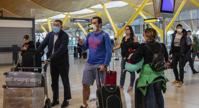 Si va de viaje sepa dónde exigen presentar el carnet de vacunación
