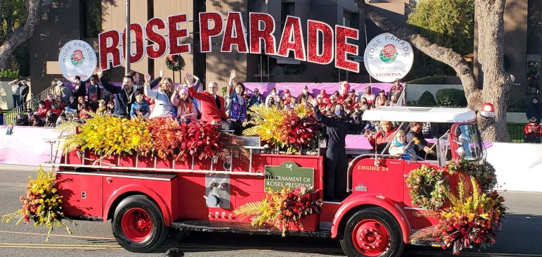 Así fue el tradicional desfile de las Rosas de Pasadena