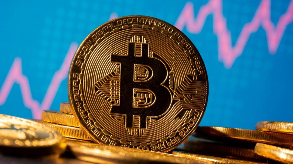 Bitcoin cae por debajo de los 40 mil dólares por primera vez