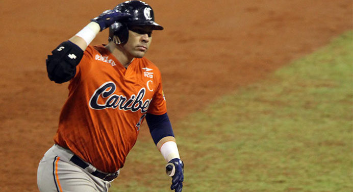 Caribes ganó en Puerto La Cruz y aumentó la agonía de los Leones