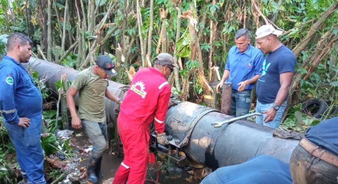 Corrigen fugas y reanudan distribución de agua a sectores de la red alta en Maturín