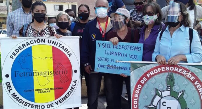 Docentes protestaron para exigir sueldos dignos en Monagas