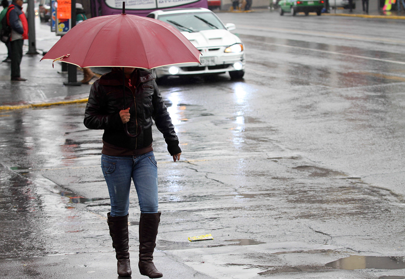 Inicio de semana con lluvias dispersas en gran parte de los estados venezolanos