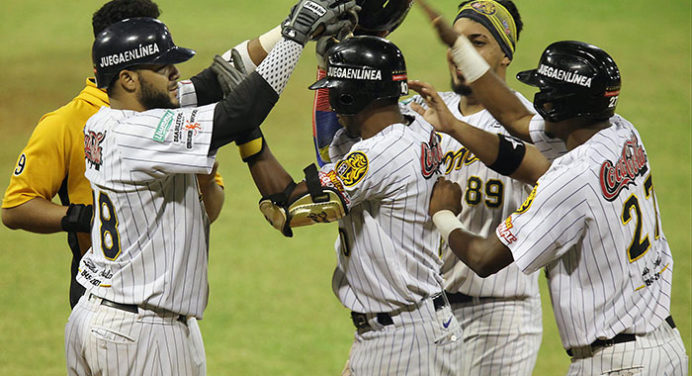 Leones venció a los Tigres y ganó su quinto juego en fila