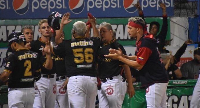 Los Tigres de Aragua vencieron a Cardenales en Maracay