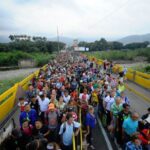 migrantes venezolanos varados por falta de emision de carnets fronterizos laverdaddemonagas.com simon bolivar