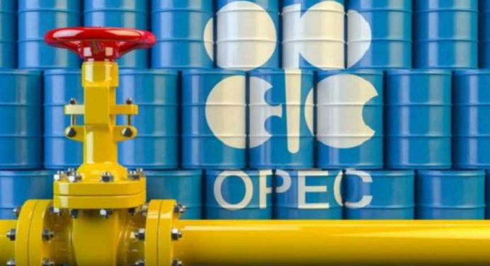 Opep aumentará la producción a 400 mil barriles diarios