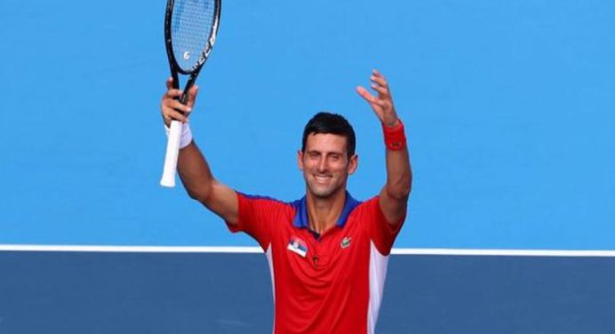 Presidente serbio acusa a Australia de «maltratar y humillar» a Novak Djokovic