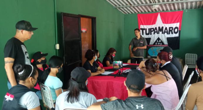 Tupamaro forma a su militancia en área comunicacional