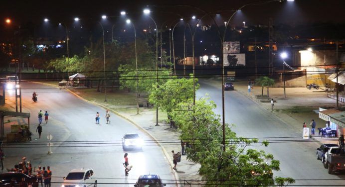 Alcaldía de Maturín implementa plan de iluminación en 13 avenidas