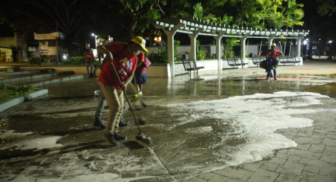 Arranca plan de atención y desinfección de plazas en Maturín