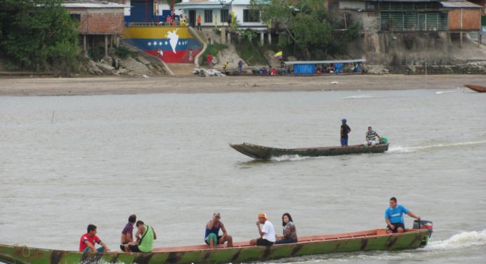 ELN: Paro obliga a cierre del paso fluvial de Apure con Arauca 