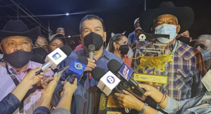 Confagan celebró su 20 Aniversario con la entrega de La Copa de Coleo