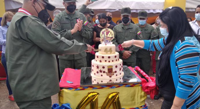 Conmemoran 44 aniversario de la Escuela de Guardias Nacionales Leonardo Infante en Punta de Mata