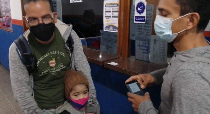 Familias aprovechan rutas de Transmonagas en asueto carnestolendo