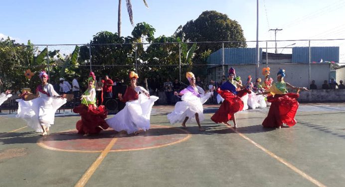 La cultura unirá a la comunidad del sector La Manga