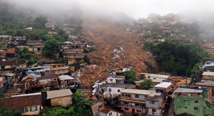 Cifra de muertos por lluvias en la ciudad brasileña de Petrópolis aumentó a 104￼
