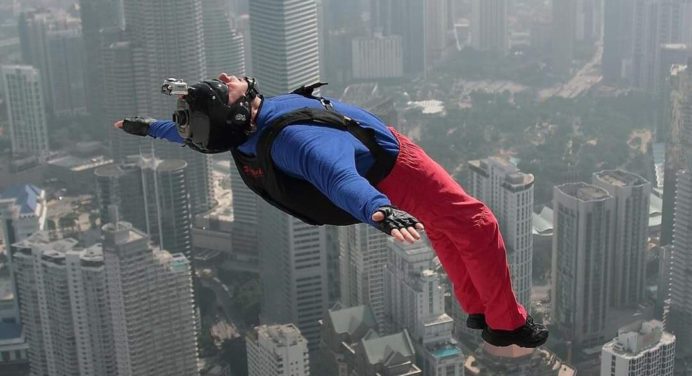 Paracaidista venezolano Alberto Winckelmann murió tras un salto en Dubái